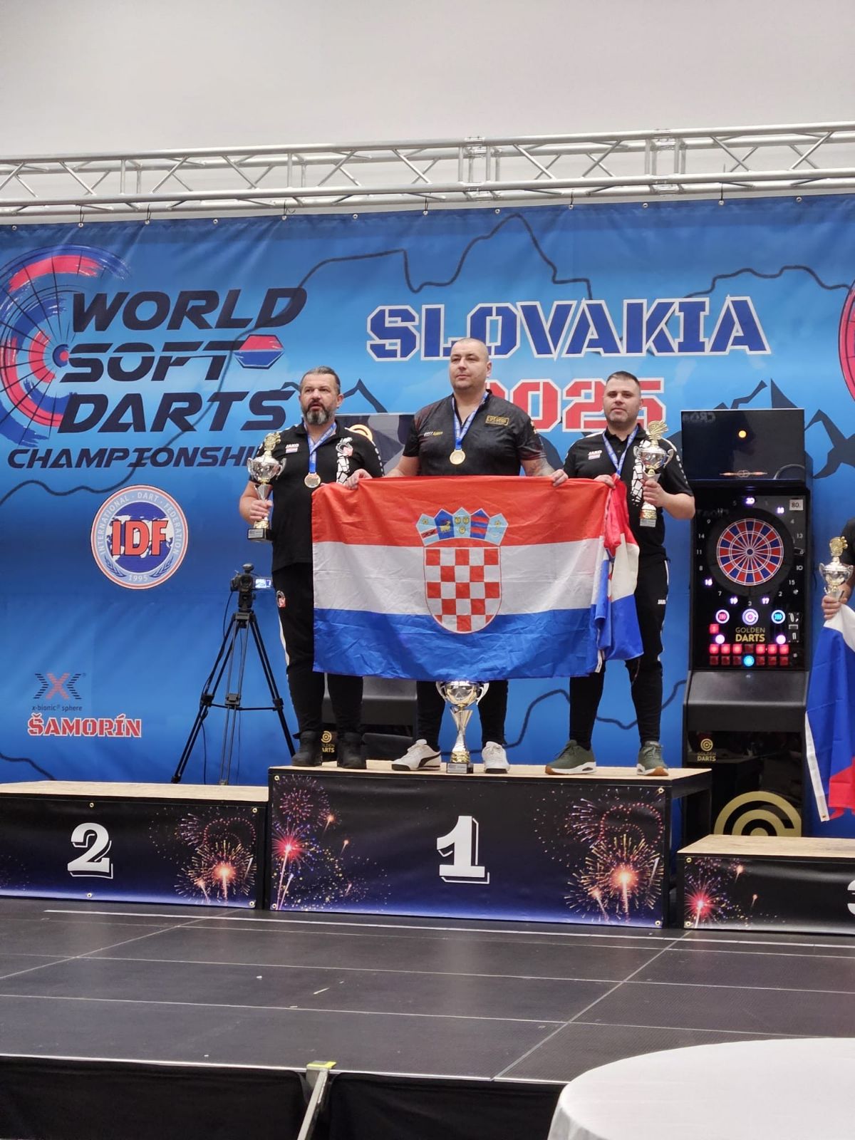 00003348 1a464e0a b53a 4b70 aff2 2ccdf600376c 00003348 1a464e0a b53a 4b70 aff2 2ccdf600376c