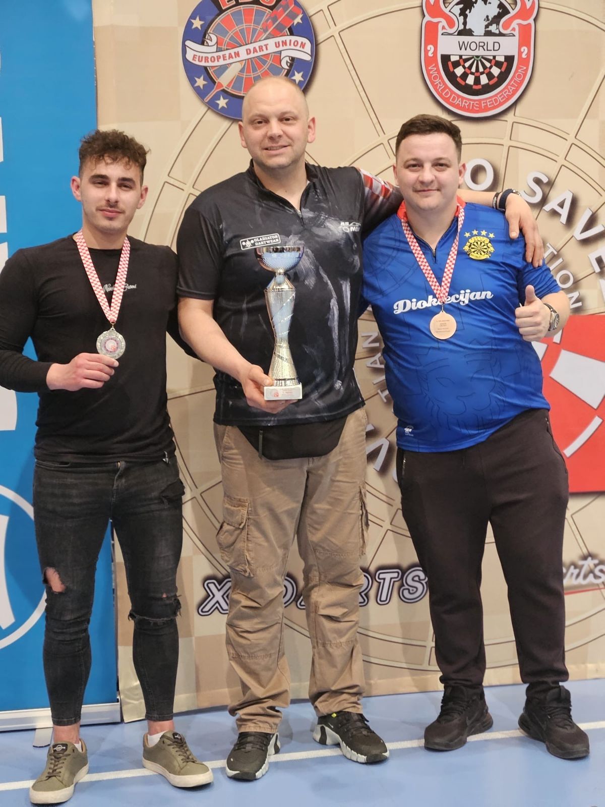 00001250 64a0cef7 963a 4778 b3c8 867a4004c5cd 00001250 64a0cef7 963a 4778 b3c8 867a4004c5cd